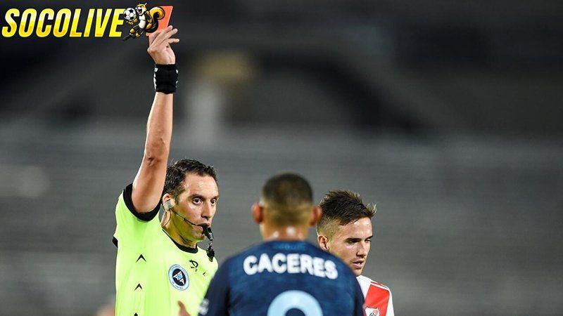 Có nhiều cách cá cược kèo thẻ phạt