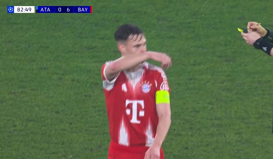 Cựu trọng tài quốc tế Đức Manuel Grafe chia sẻ quan điểm về lỗi của hai ngôi sao