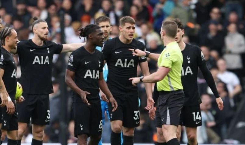 Tìm hiểu nguyên nhân dẫn tới quyết định Tottenham thay HLV